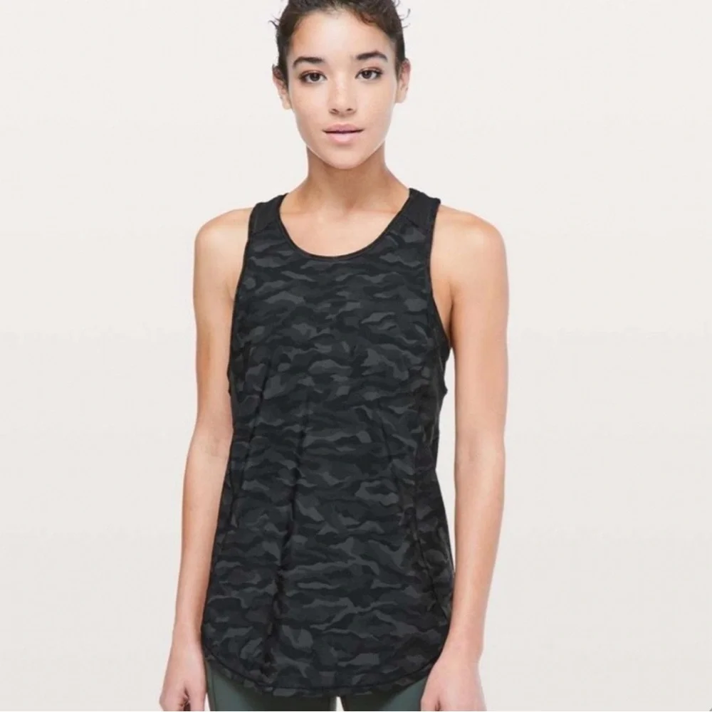 Lululemon Black Camo tank top size 6 - Picture 1 of 5